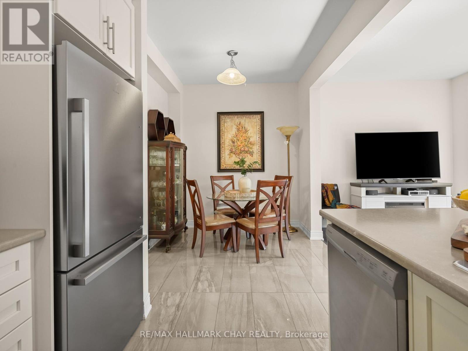279 Atkinson Street, Clearview, Ontario  L0M 1S0 - Photo 7 - S12418168