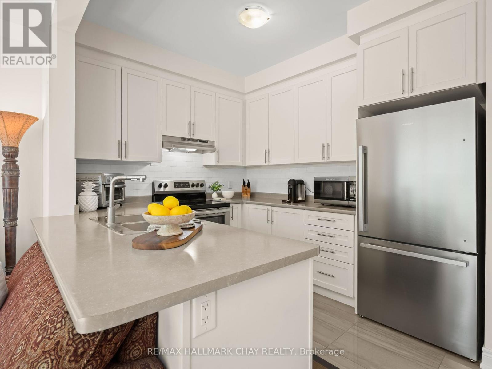 279 Atkinson Street, Clearview, Ontario  L0M 1S0 - Photo 8 - S12418168