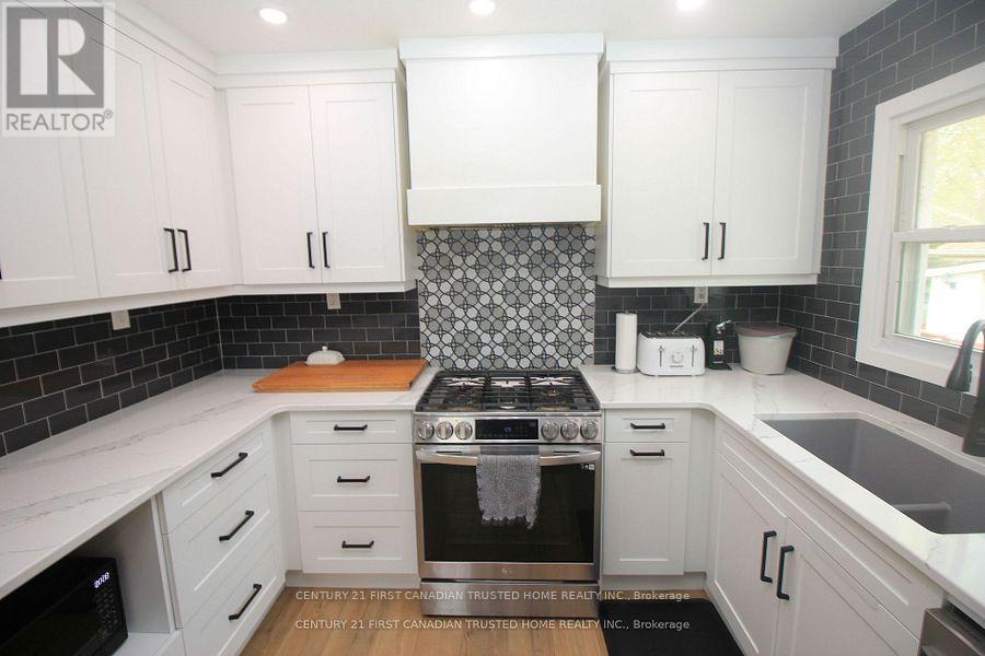 73 Jacqueline Street, London South, Ontario  N5Z 3P8 - Photo 10 - X12418240