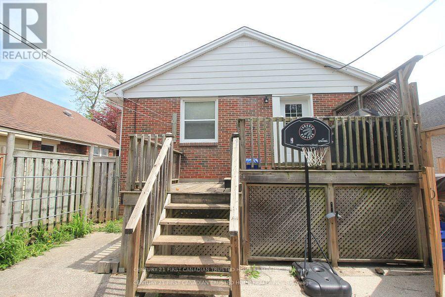 73 Jacqueline Street, London South, Ontario  N5Z 3P8 - Photo 41 - X12418240