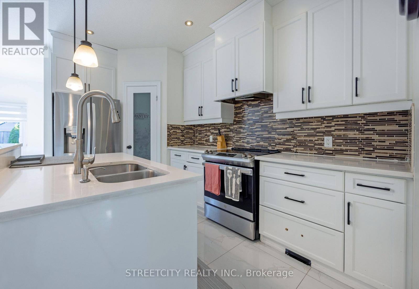 1502 Coronation Drive, London North, Ontario  N6G 5P6 - Photo 17 - X12418252