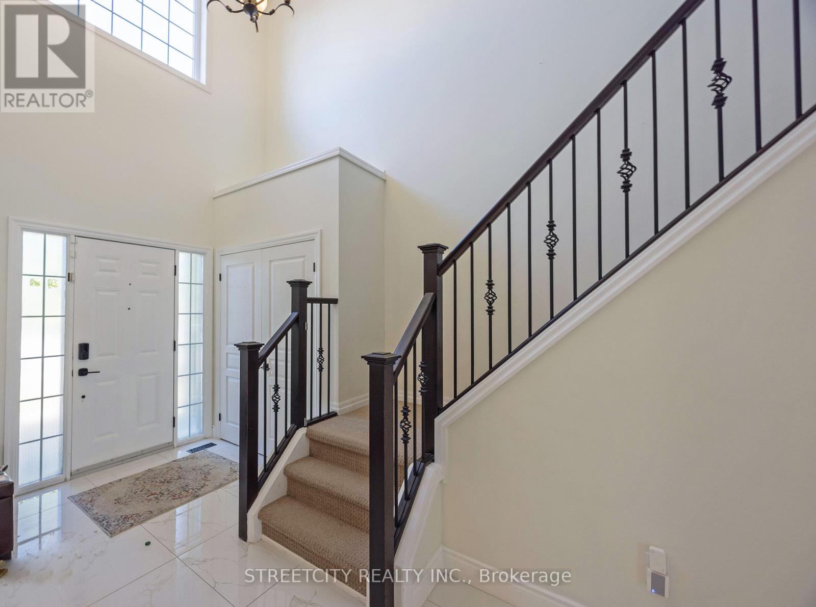 1502 Coronation Drive, London North, Ontario  N6G 5P6 - Photo 4 - X12418252