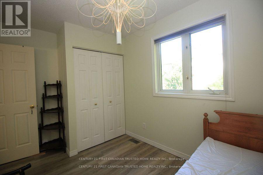 893 Lawson Road, London North, Ontario  N6G 4X4 - Photo 21 - X12418287