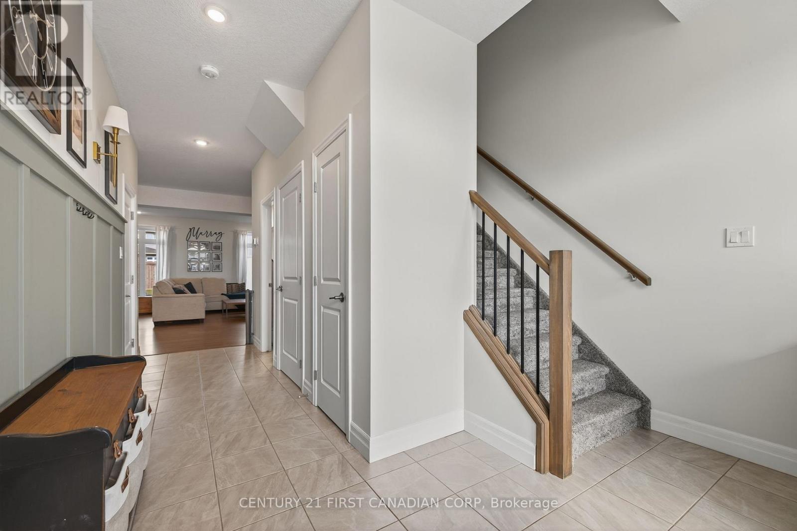 30 Ambrosia Path, St. Thomas, Ontario  N5R 0J8 - Photo 18 - X12418298
