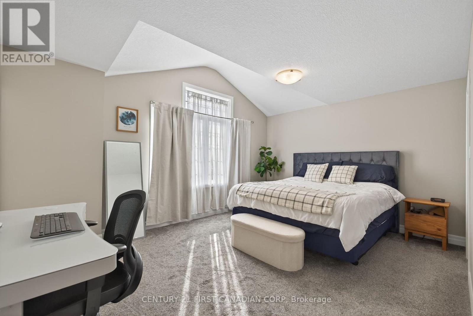 30 Ambrosia Path, St. Thomas, Ontario  N5R 0J8 - Photo 23 - X12418298
