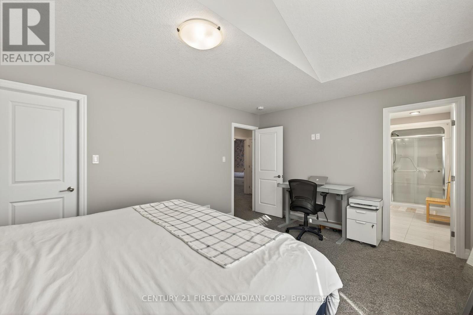 30 Ambrosia Path, St. Thomas, Ontario  N5R 0J8 - Photo 25 - X12418298