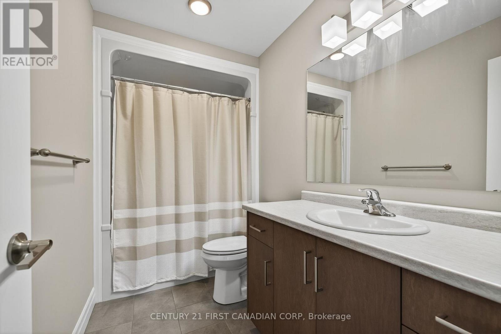 30 Ambrosia Path, St. Thomas, Ontario  N5R 0J8 - Photo 32 - X12418298