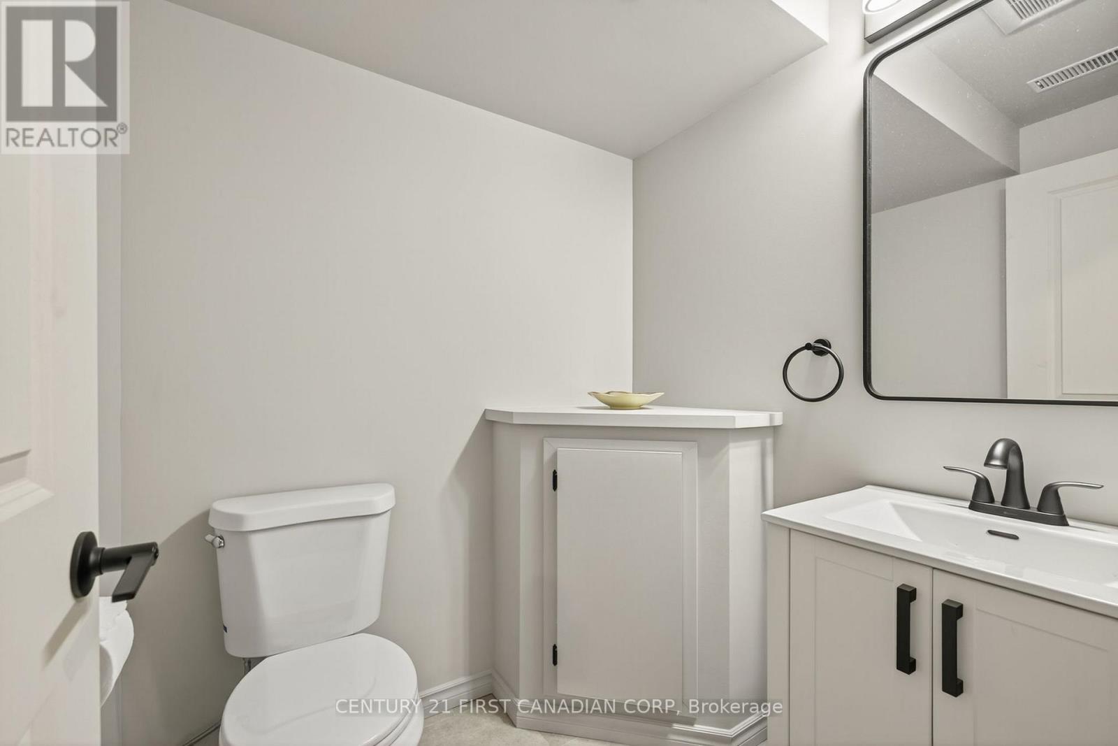 30 Ambrosia Path, St. Thomas, Ontario  N5R 0J8 - Photo 38 - X12418298