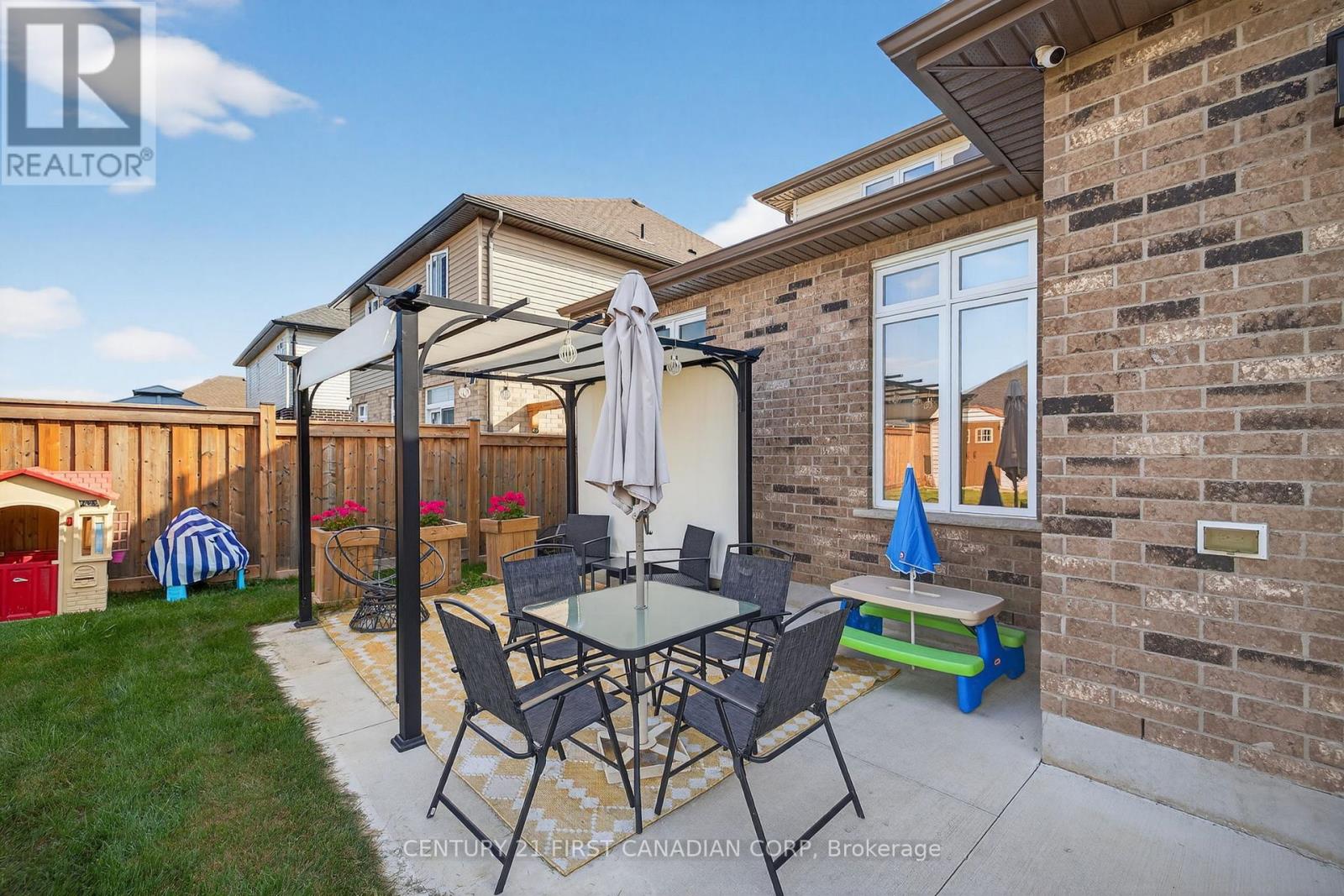 30 Ambrosia Path, St. Thomas, Ontario  N5R 0J8 - Photo 43 - X12418298