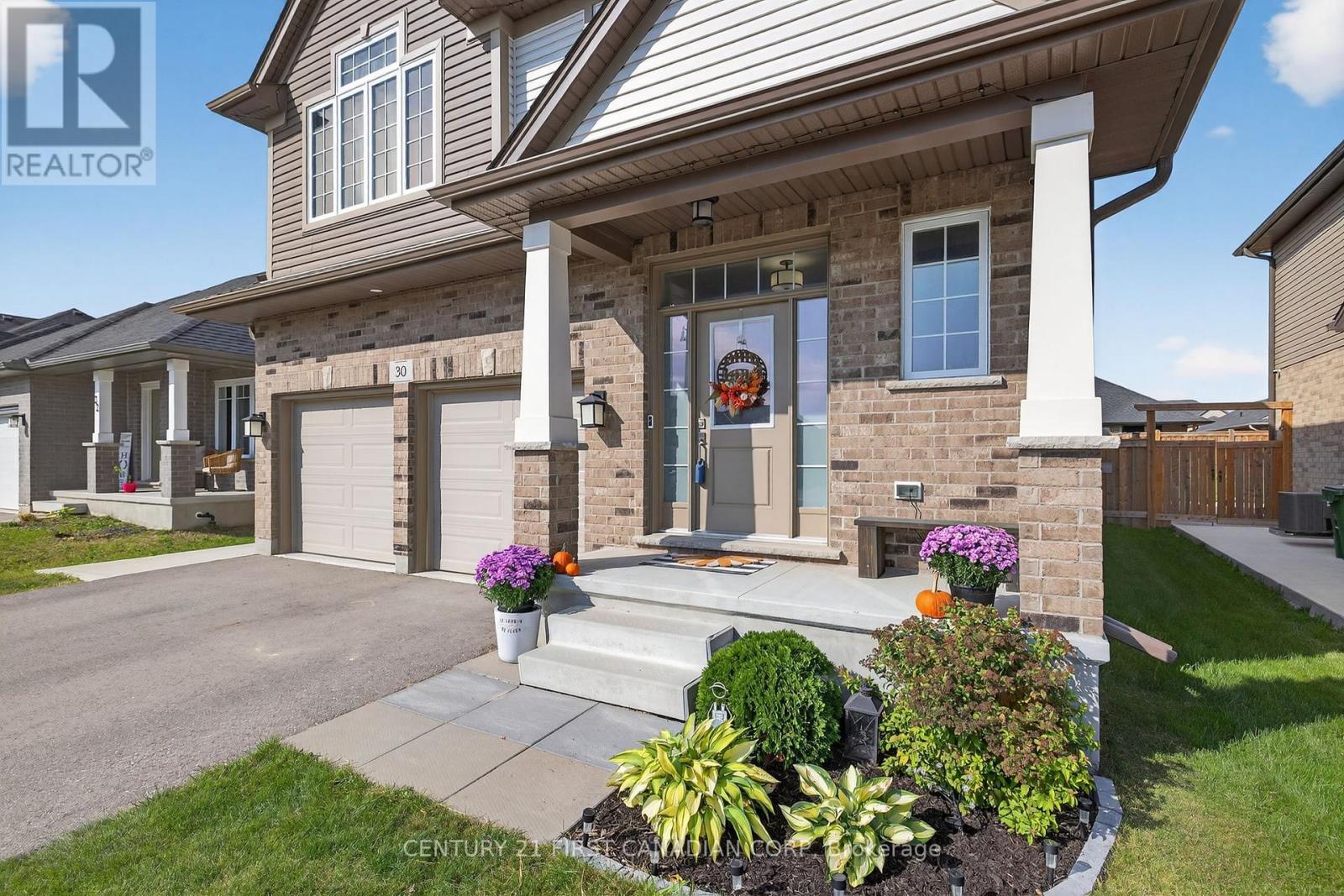 30 Ambrosia Path, St. Thomas, Ontario  N5R 0J8 - Photo 5 - X12418298