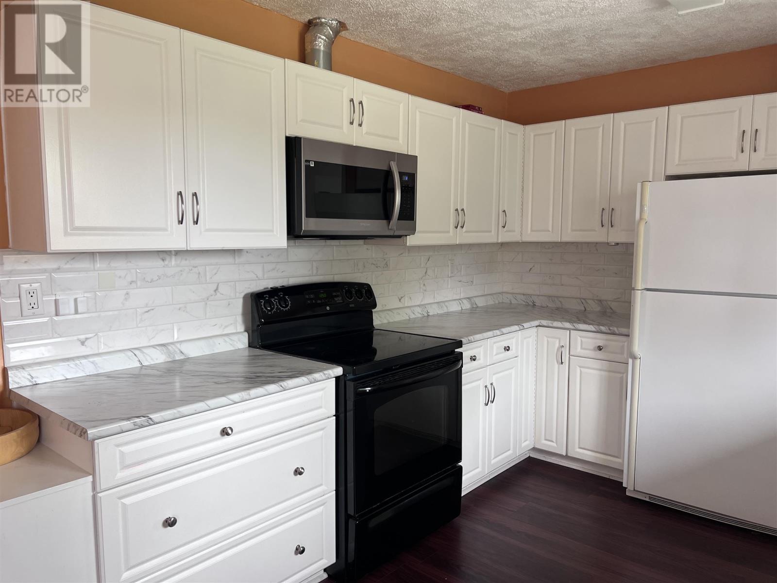 4 Sund Cres, Marathon, Ontario  P0T 2E0 - Photo 12 - TB250584