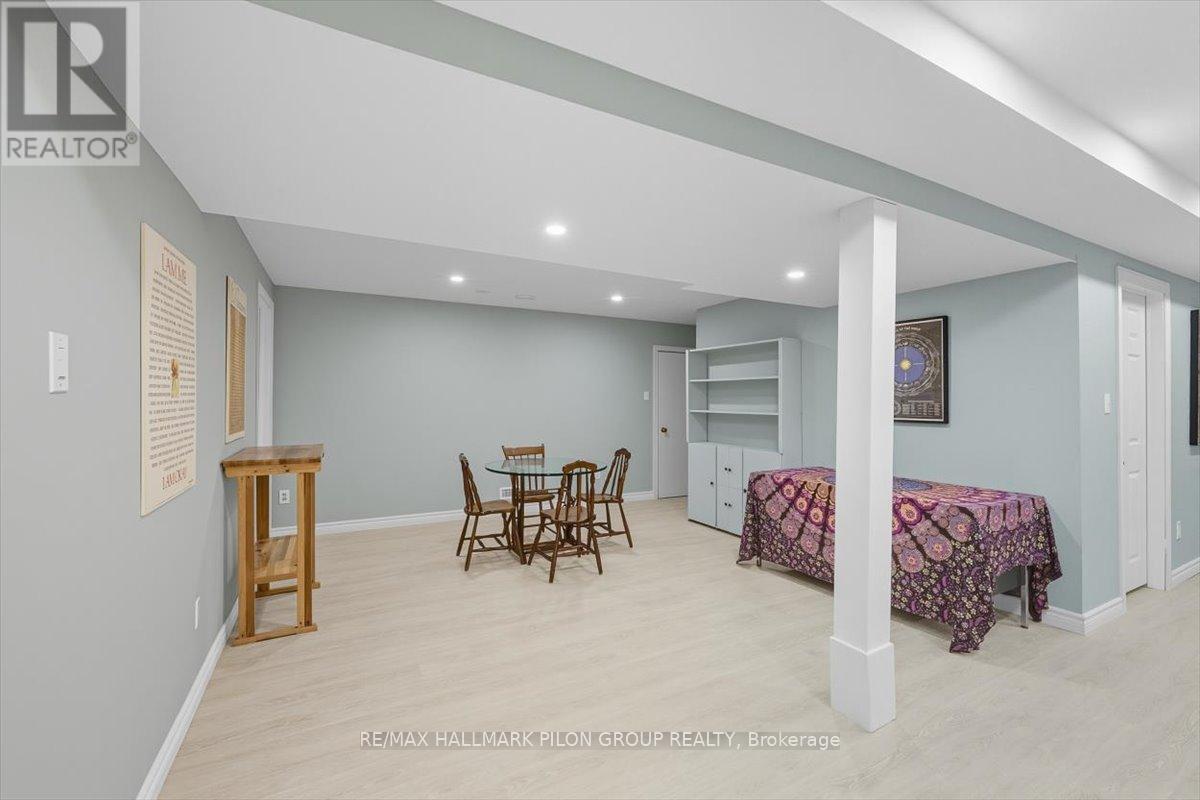 1717 Lakeshore Drive, Ottawa, Ontario  K4P 1H1 - Photo 23 - X12418202