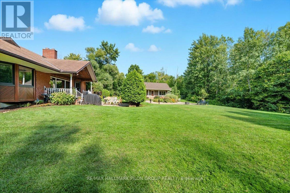 1717 Lakeshore Drive, Ottawa, Ontario  K4P 1H1 - Photo 28 - X12418202