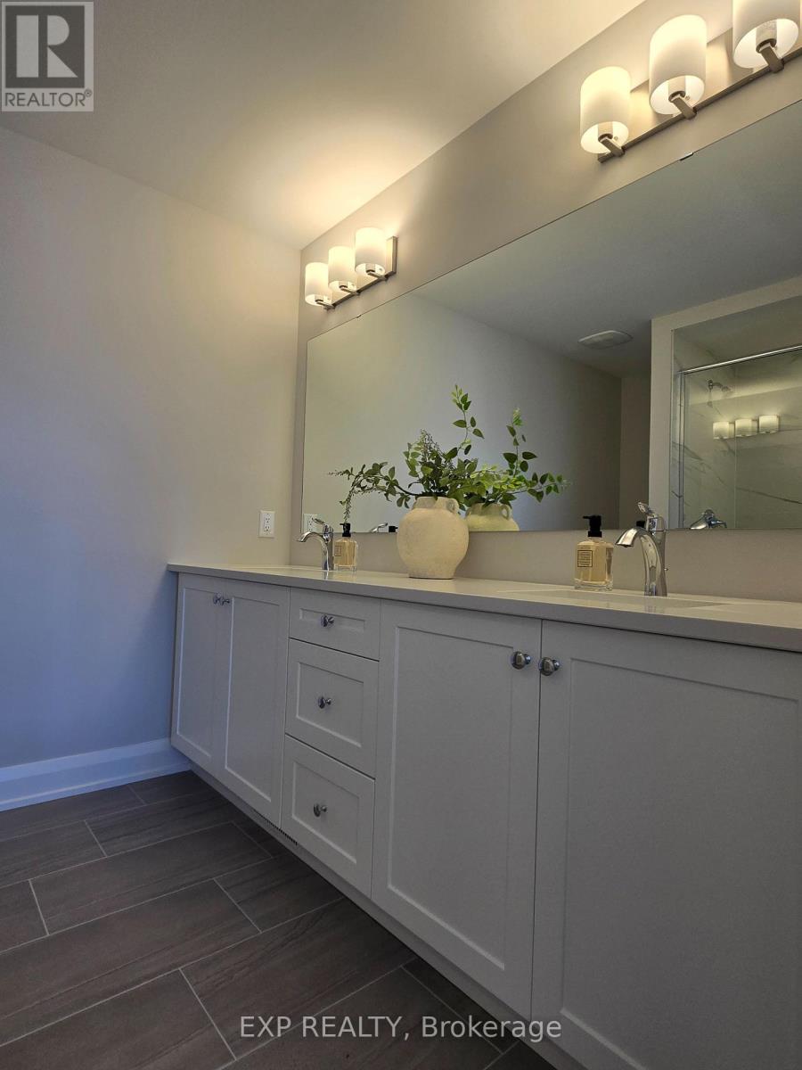 173 Craig Duncan Terrace, Ottawa, Ontario  K2S 3C4 - Photo 11 - X12418224