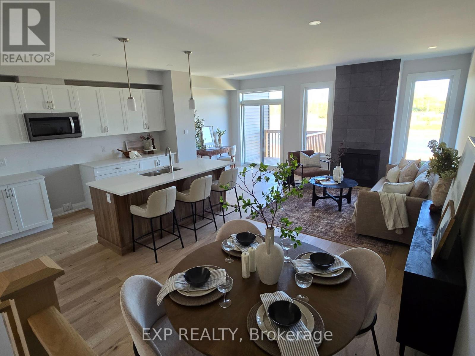 173 Craig Duncan Terrace, Ottawa, Ontario  K2S 3C4 - Photo 3 - X12418224
