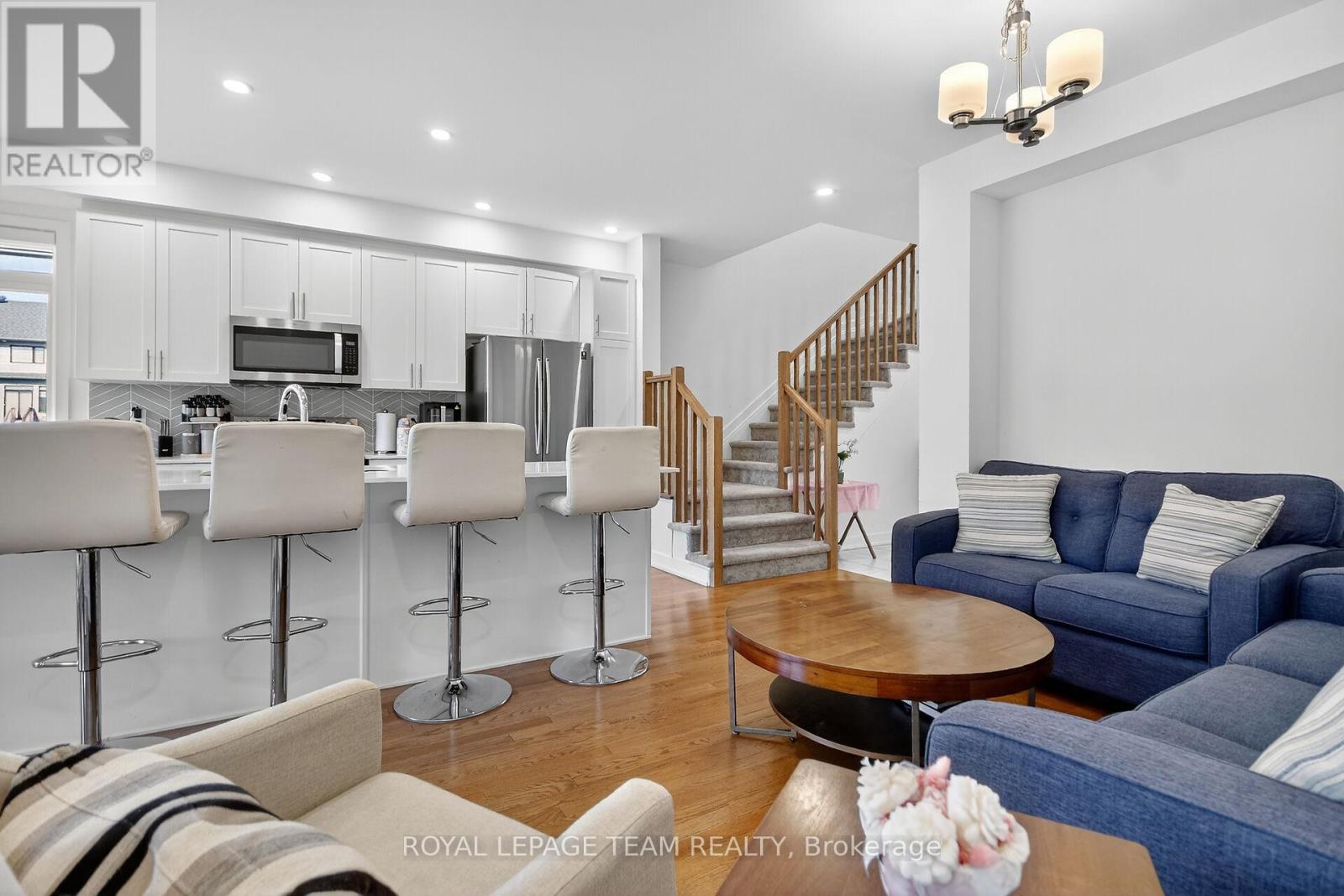337 Ibanez Walk, Ottawa, Ontario  K1T 0V8 - Photo 14 - X12418236