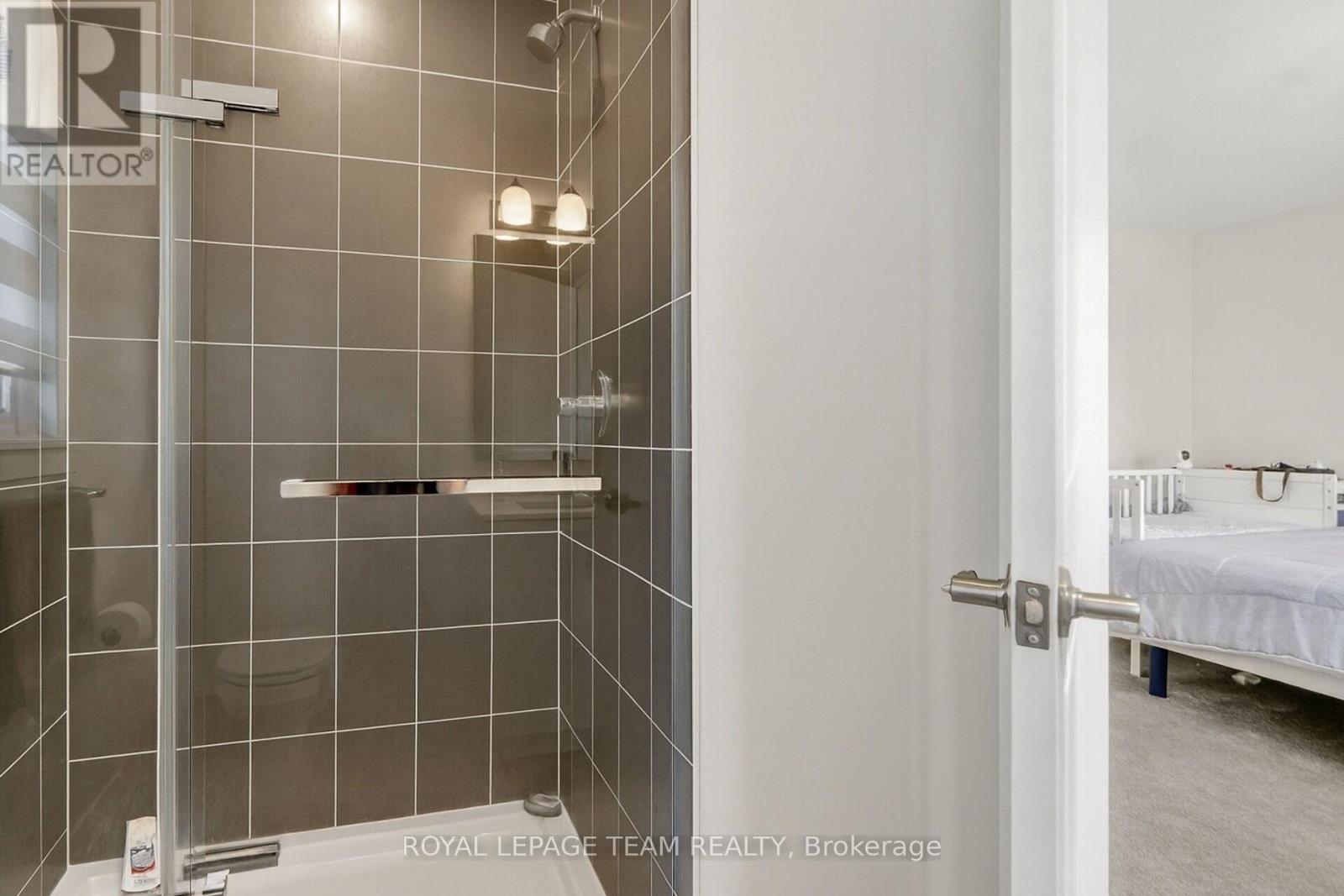 337 Ibanez Walk, Ottawa, Ontario  K1T 0V8 - Photo 24 - X12418236