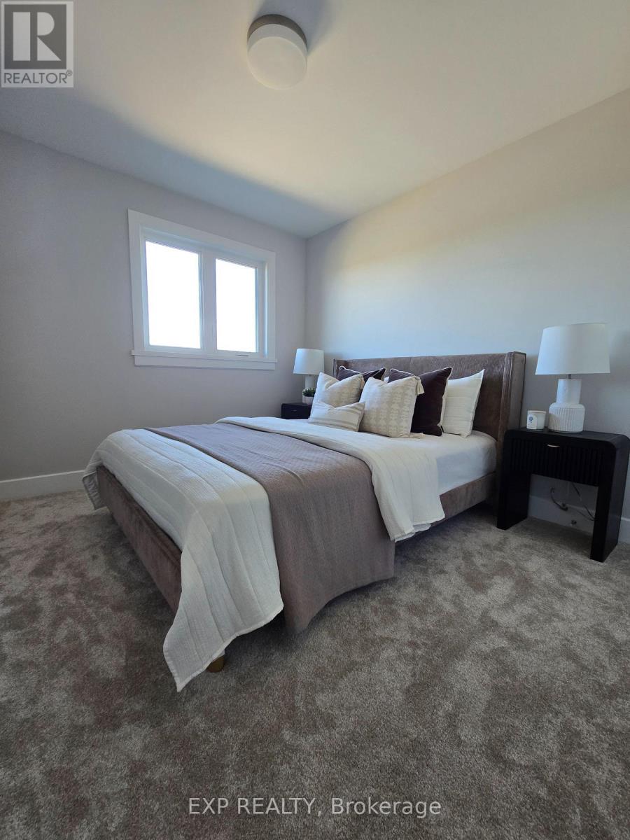 175 Craig Duncan Terrace, Ottawa, Ontario  K2S 3C4 - Photo 10 - X12418237