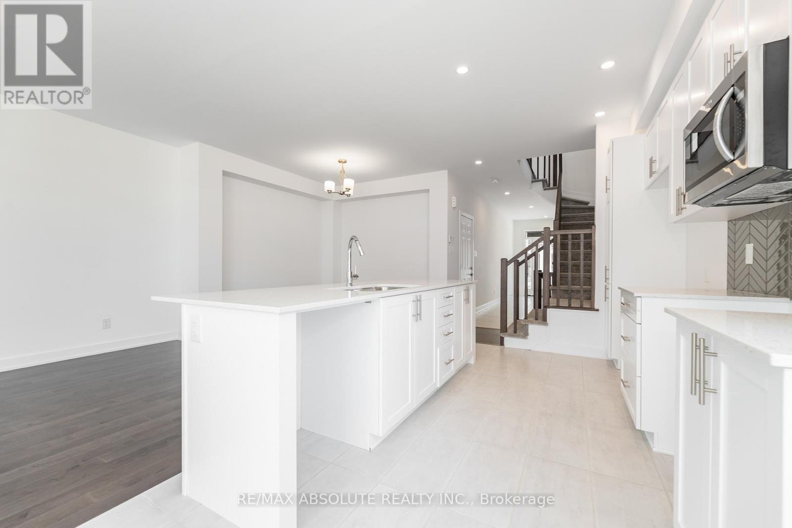 234 Zinnia Way, Ottawa, Ontario  K4M 0K8 - Photo 6 - X12418273