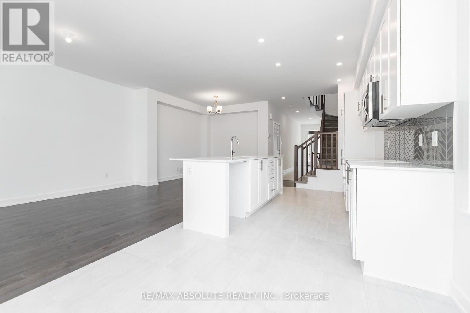 234 Zinnia Way, Ottawa, Ontario  K4M 0K8 - Photo 8 - X12418273