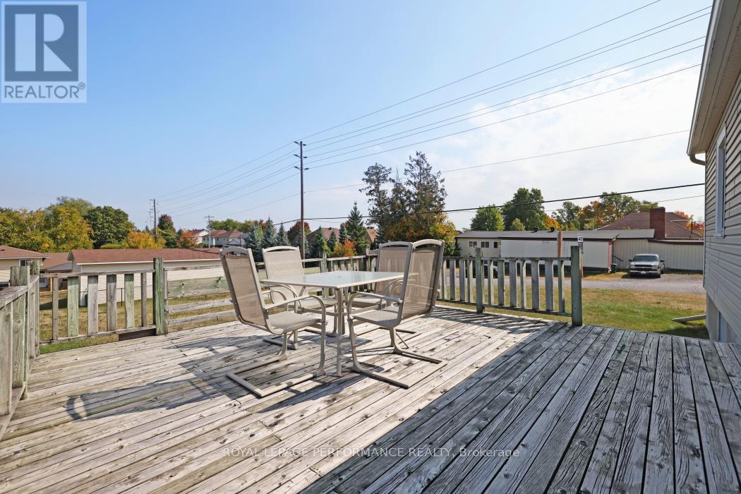 2002 Carp Road, Ottawa, Ontario  K0A 1L0 - Photo 15 - X12418279