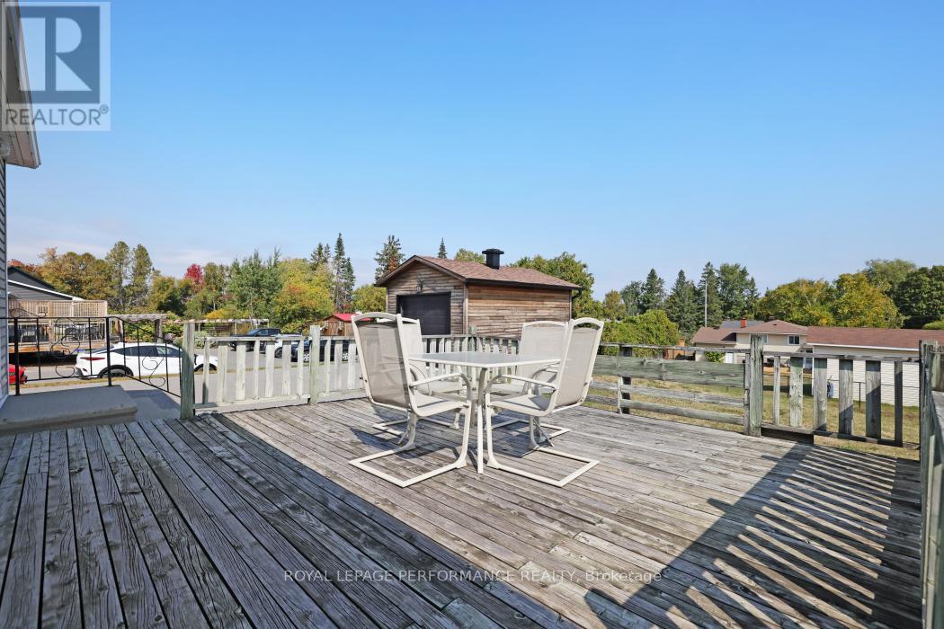 2002 Carp Road, Ottawa, Ontario  K0A 1L0 - Photo 16 - X12418279