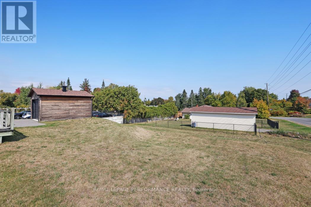 2002 Carp Road, Ottawa, Ontario  K0A 1L0 - Photo 18 - X12418279