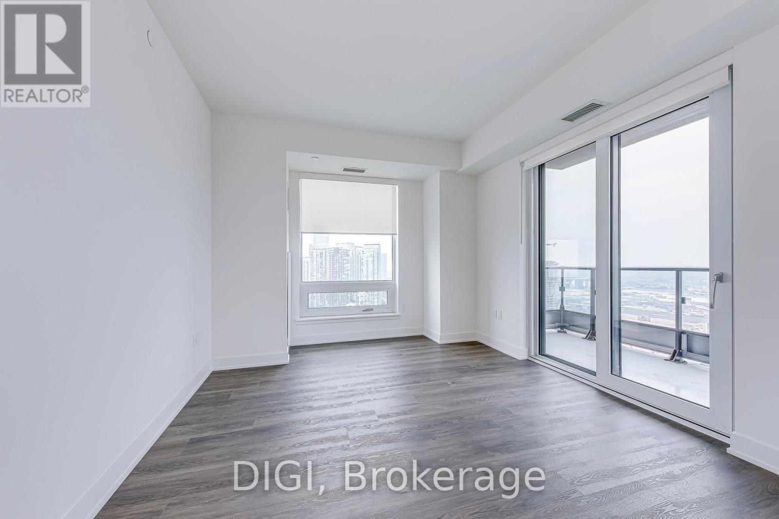 3010 - 185 Enfield Place, Mississauga, Ontario  L5B 0R3 - Photo 8 - W12418142