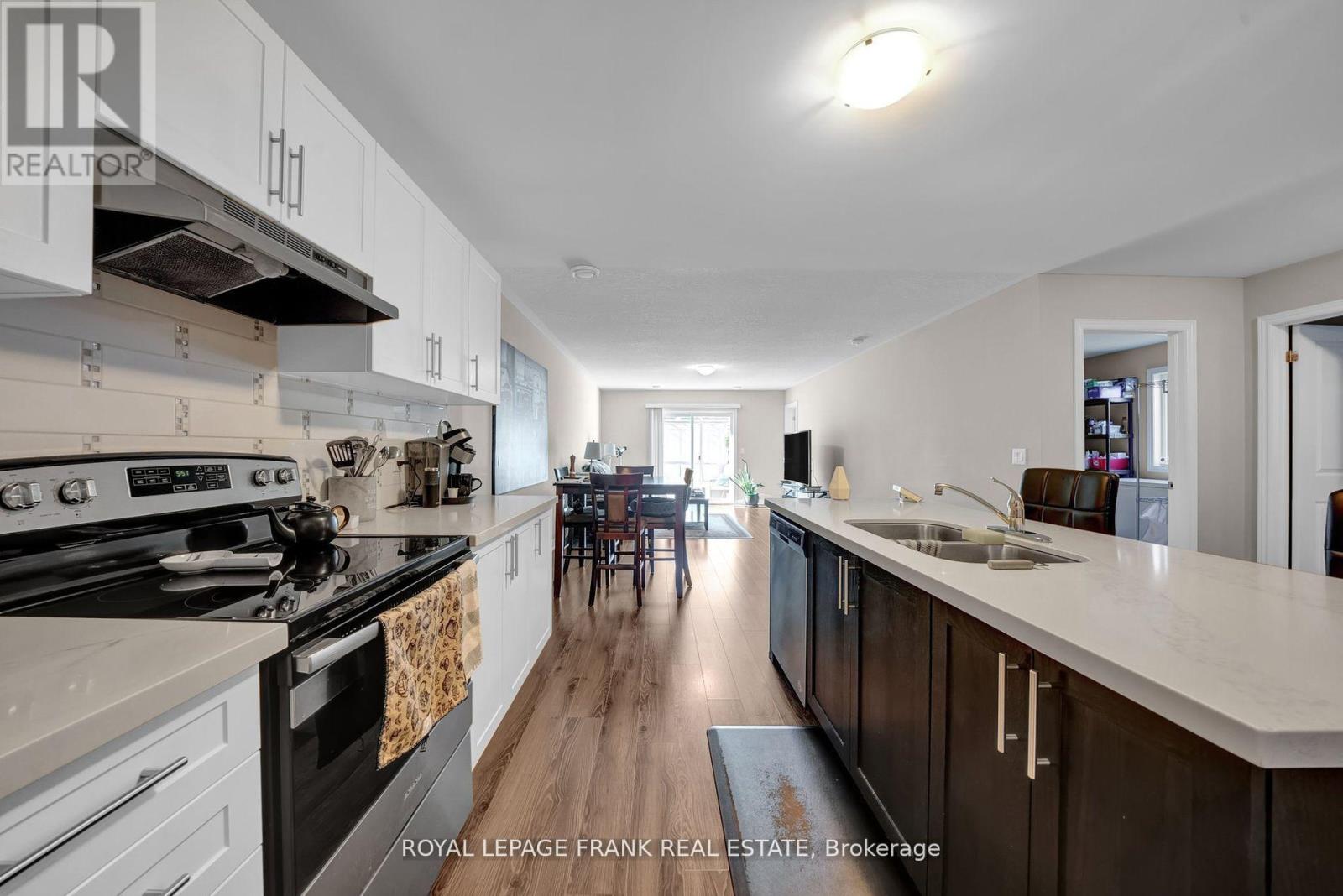 398 Olive Avenue, Oshawa, Ontario  L1H 2R1 - Photo 8 - E12418274