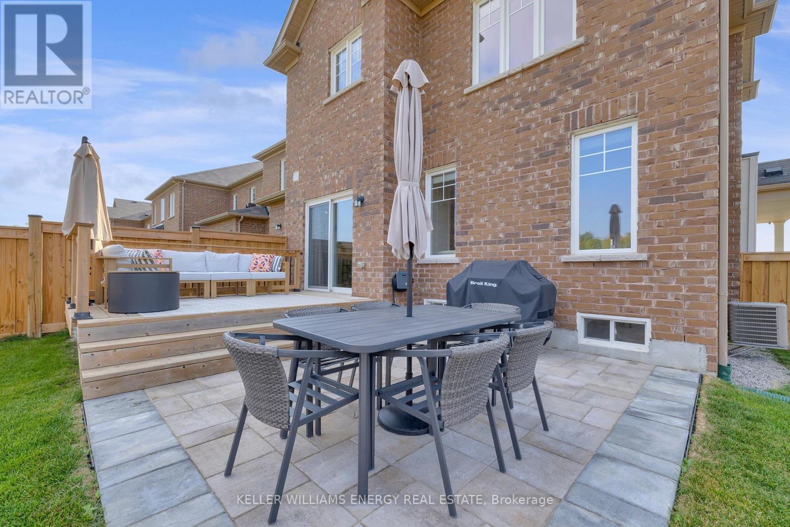 52 Ross Wright Avenue, Clarington, Ontario  L1C 0P6 - Photo 37 - E12418305