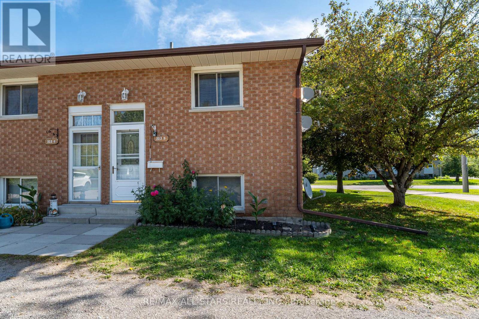 103 D Rita Crescent, Kawartha Lakes, Ontario  K0L 2W0 - Photo 2 - X12418235