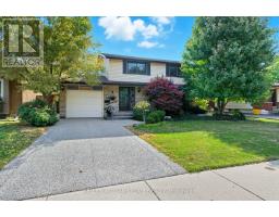 33 GOLDFINCH ROAD, Hamilton, Ontario