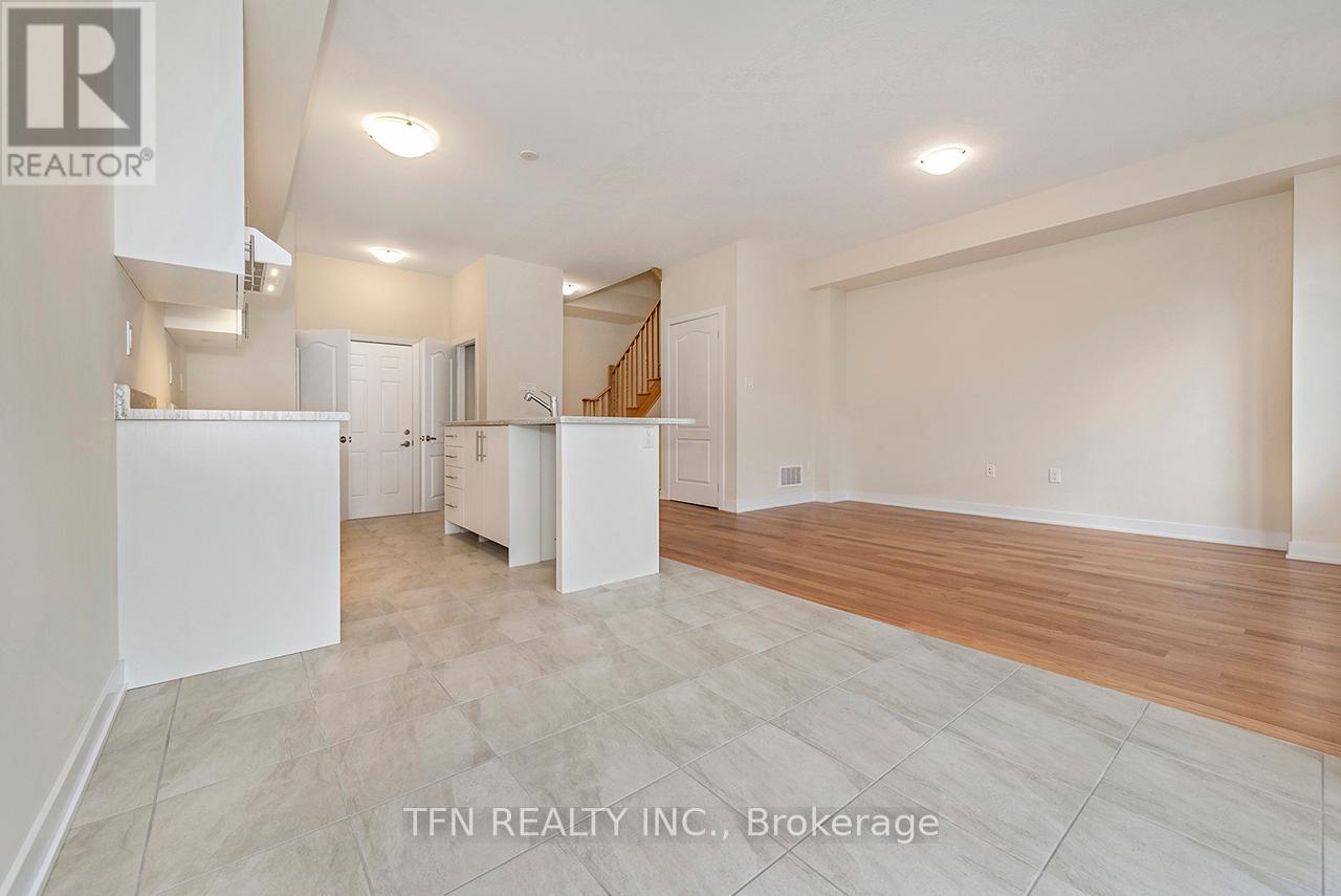 132 Eastbridge Avenue, Welland, Ontario  L3B 0M4 - Photo 26 - X12418146