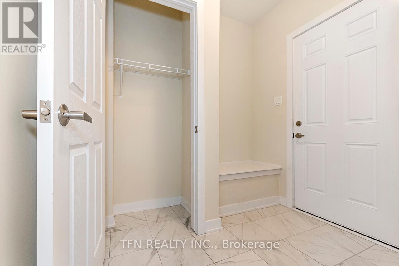 56 Downriver Drive, Welland, Ontario  L3B 0M4 - Photo 12 - X12418154