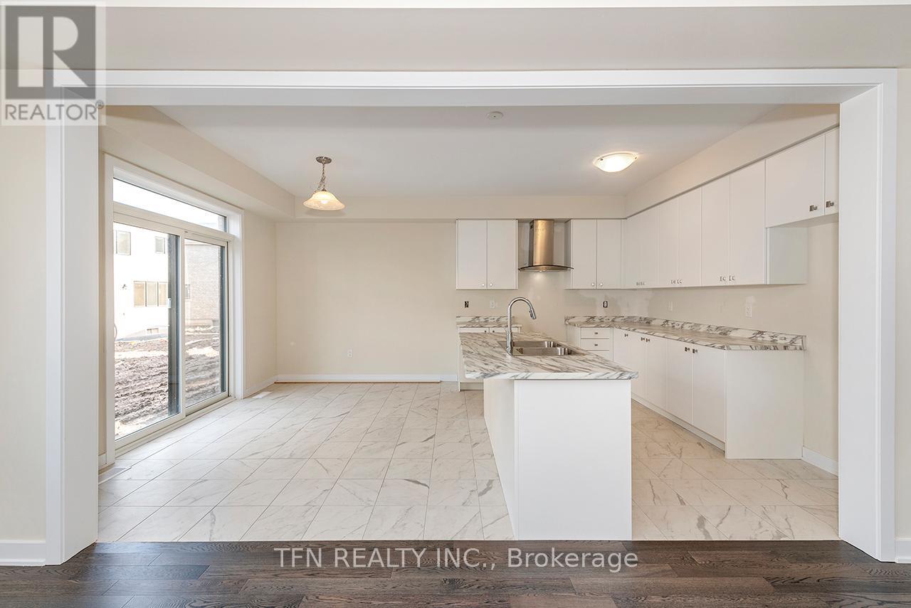 56 Downriver Drive, Welland, Ontario  L3B 0M4 - Photo 17 - X12418154