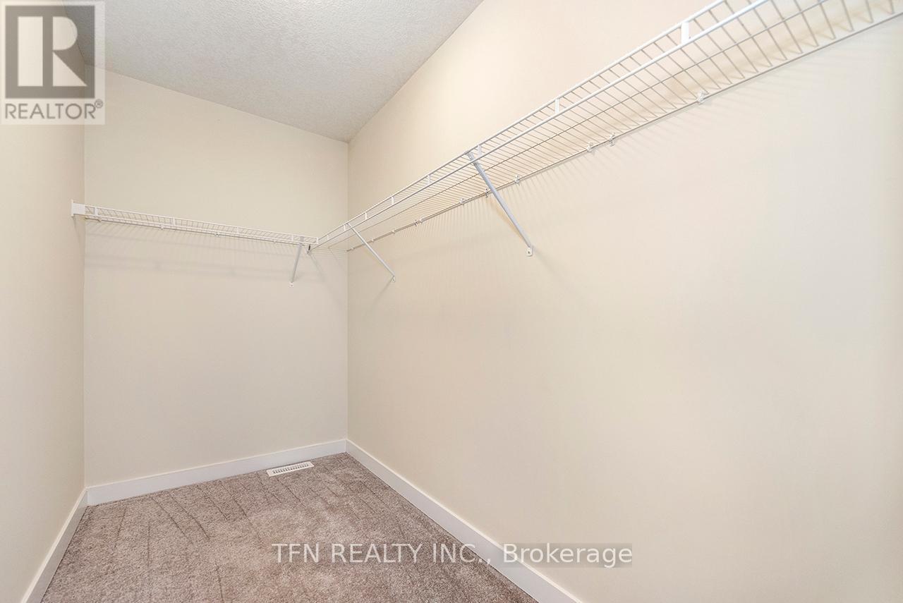 56 Downriver Drive, Welland, Ontario  L3B 0M4 - Photo 32 - X12418154