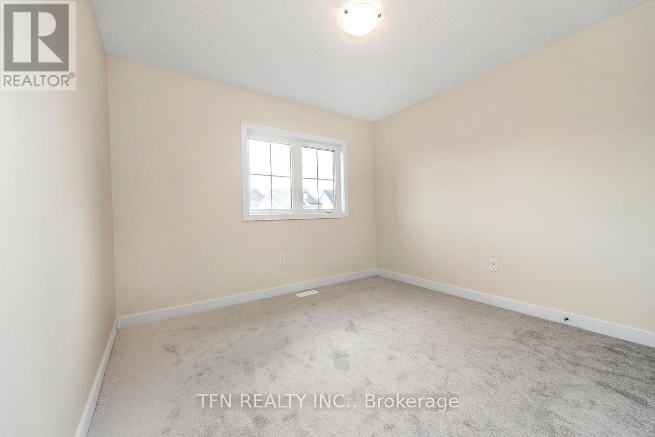 56 Downriver Drive, Welland, Ontario  L3B 0M4 - Photo 48 - X12418154