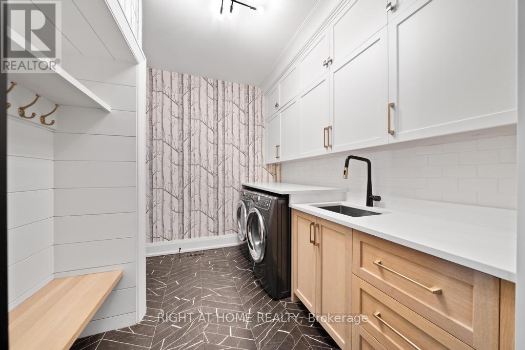 166 Foxridge Drive, Hamilton, Ontario  L9G 5B9 - Photo 25 - X12418160