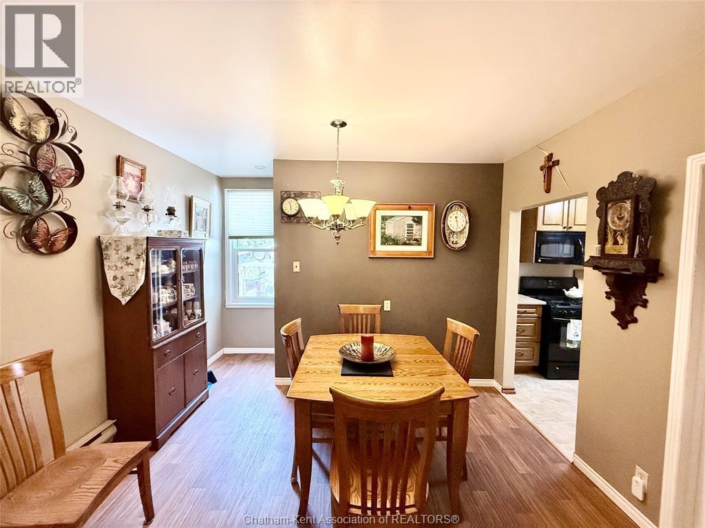 419 Emily Street, Wallaceburg, Ontario  N8A 4K4 - Photo 10 - 25024045