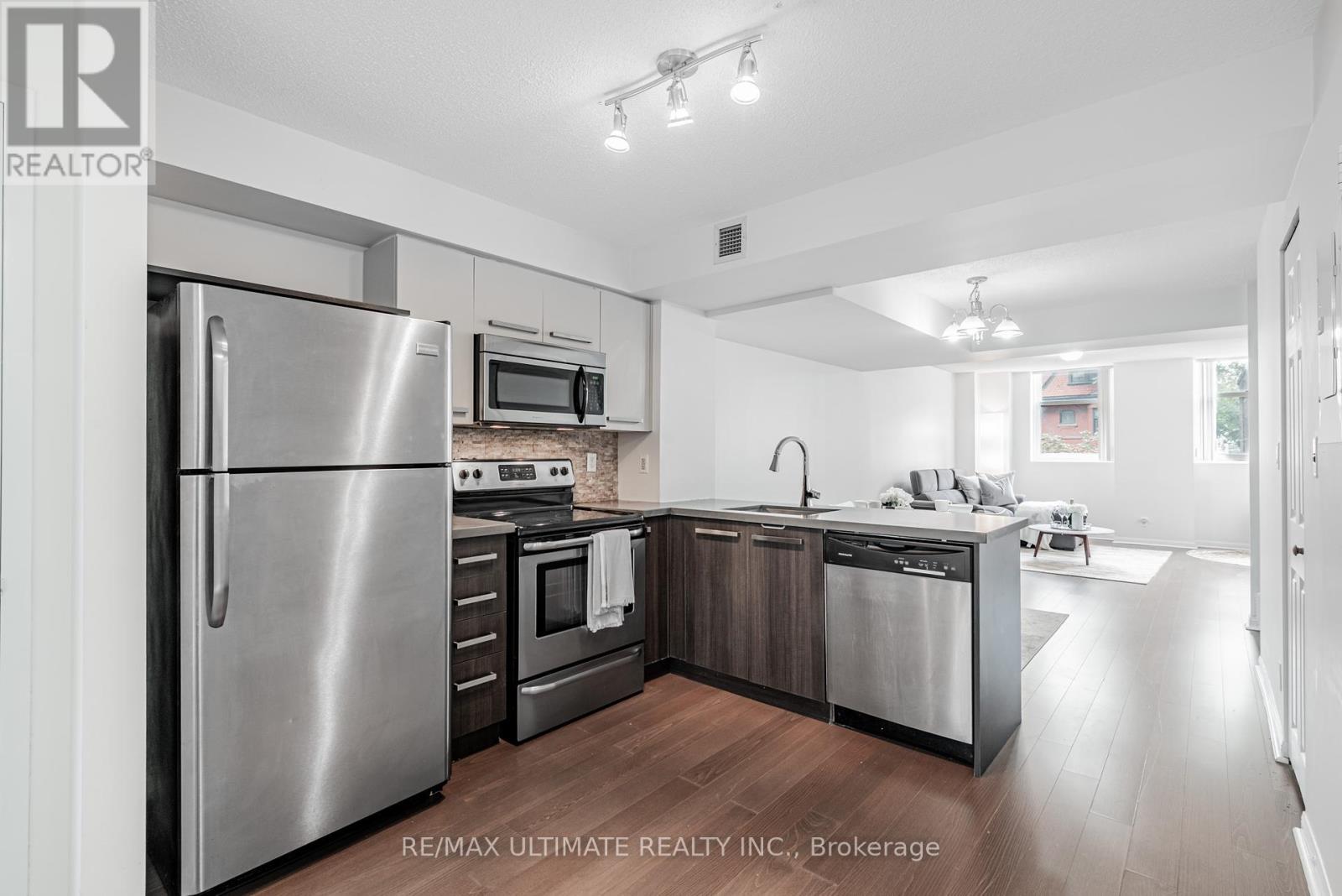 311 - 11 St Joseph Street, Toronto, Ontario  M4Y 3G4 - Photo 2 - C12418163