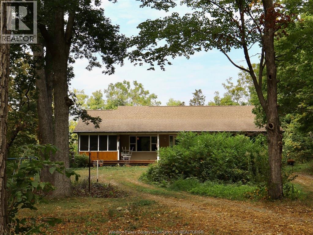 761 East West ROAD, pelee island, Ontario