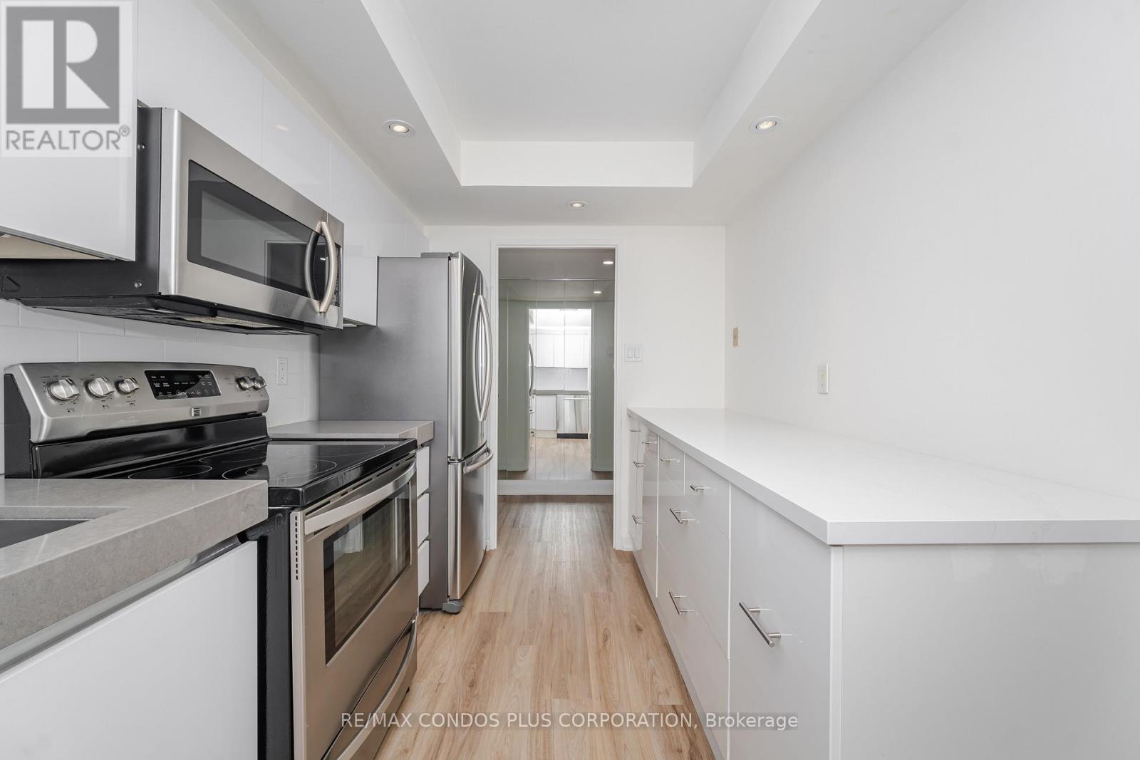 805 - 2045 Lake Shore Boulevard W, Toronto, Ontario  M8V 2Z6 - Photo 10 - W12411496