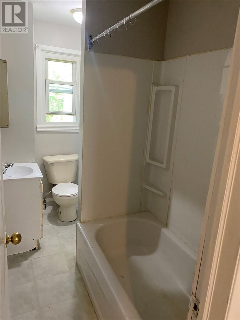 97-99 Fairview Avenue, Sudbury, Ontario  P3B 2M9 - Photo 6 - 2124755