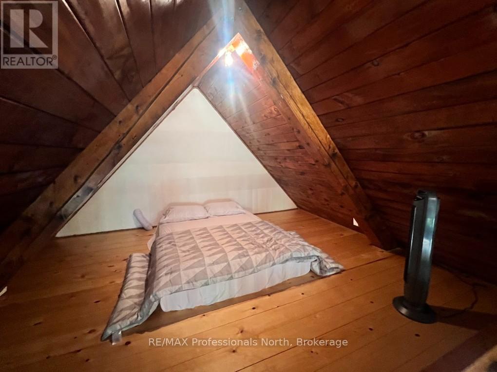298 Angus Point Road, Machar, Ontario  P0A 1X0 - Photo 25 - X12412572