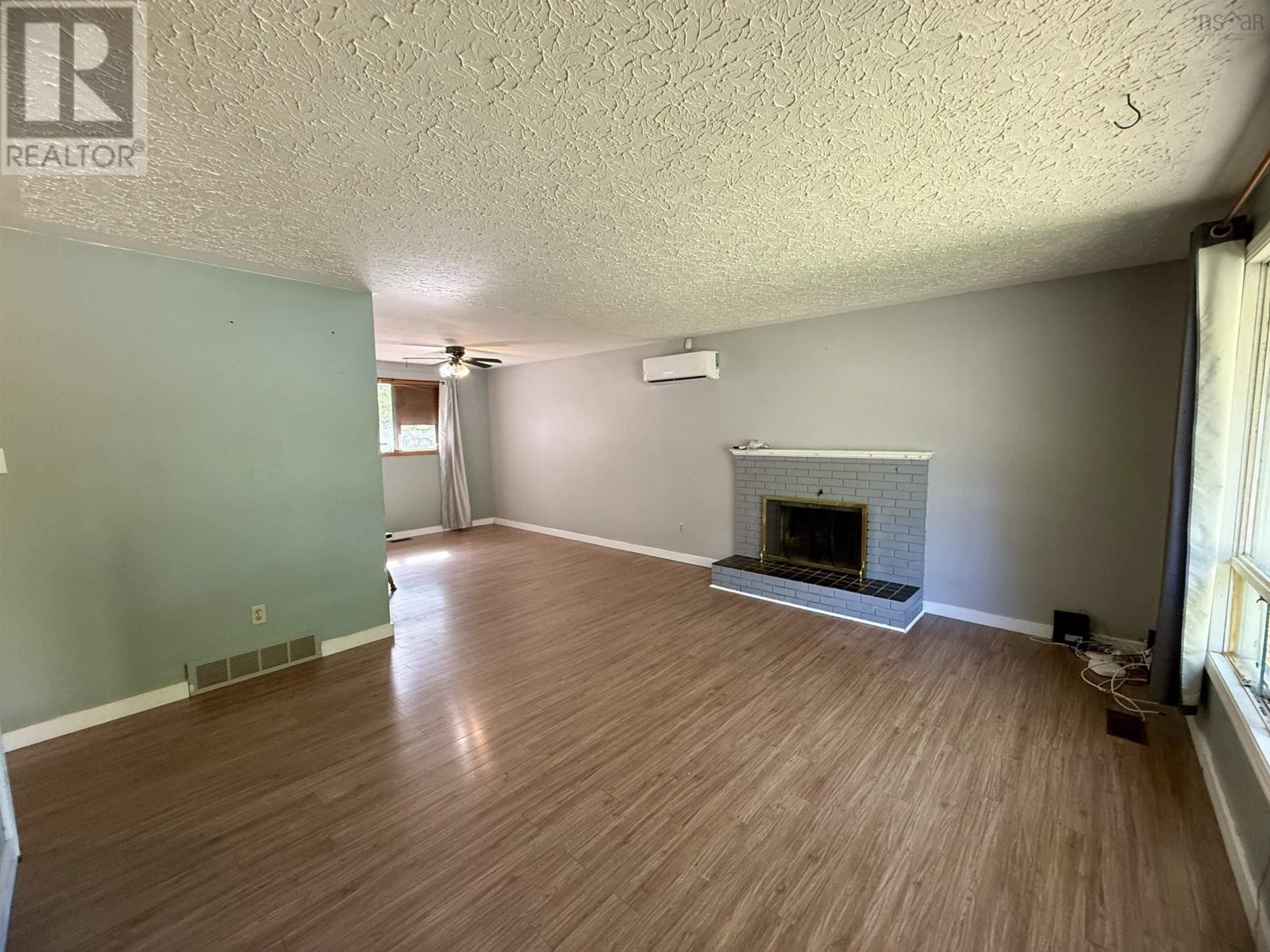 Property at 111 Skyridge Avenue image 2