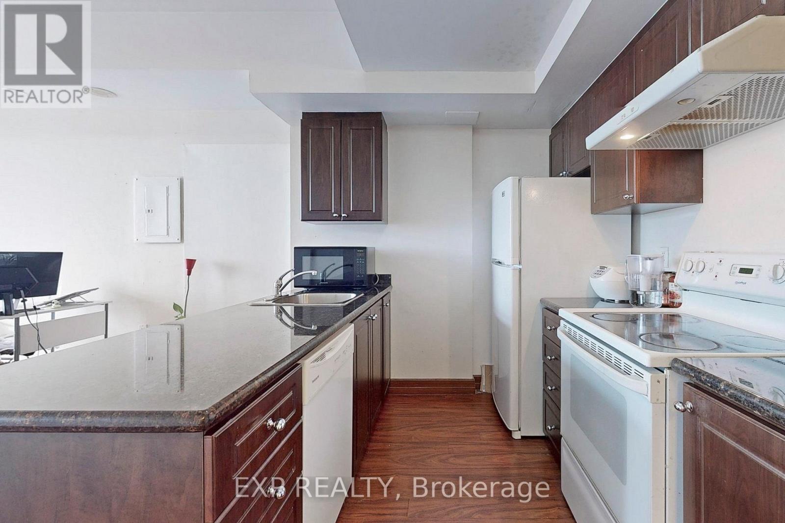 Ph6 - 15 Maplewood Avenue, Toronto, Ontario  M6C 4B4 - Photo 11 - C12418182