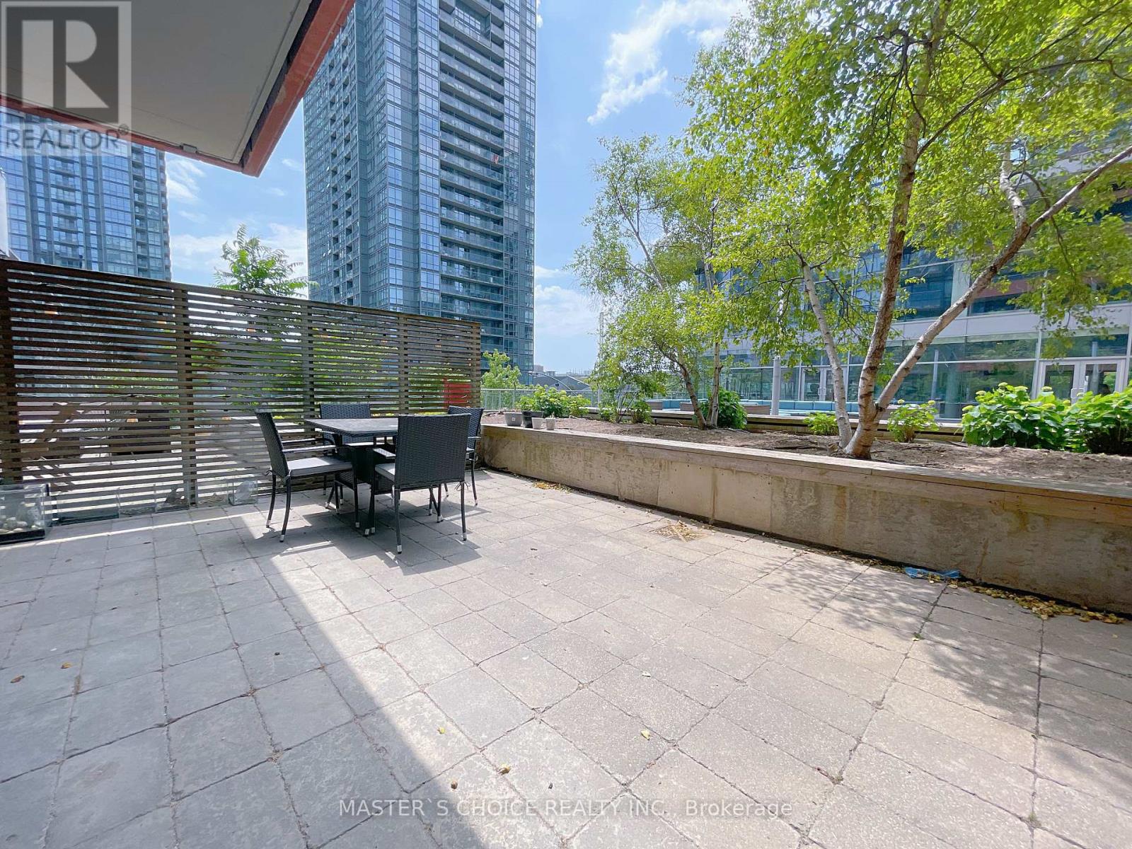 220 - 4k Spadina Avenue, Toronto, Ontario  M5V 3Y9 - Photo 10 - C12418213