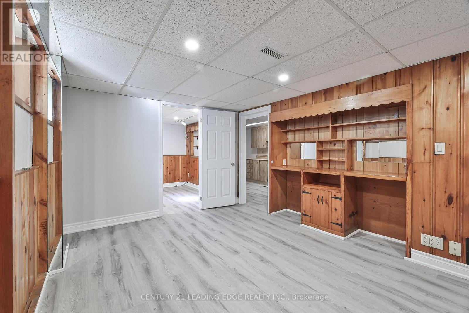 26 Elvaston Drive, Toronto, Ontario  M4A 1M9 - Photo 27 - C12418251