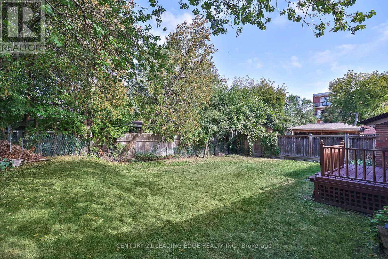 26 Elvaston Drive, Toronto, Ontario  M4A 1M9 - Photo 40 - C12418251