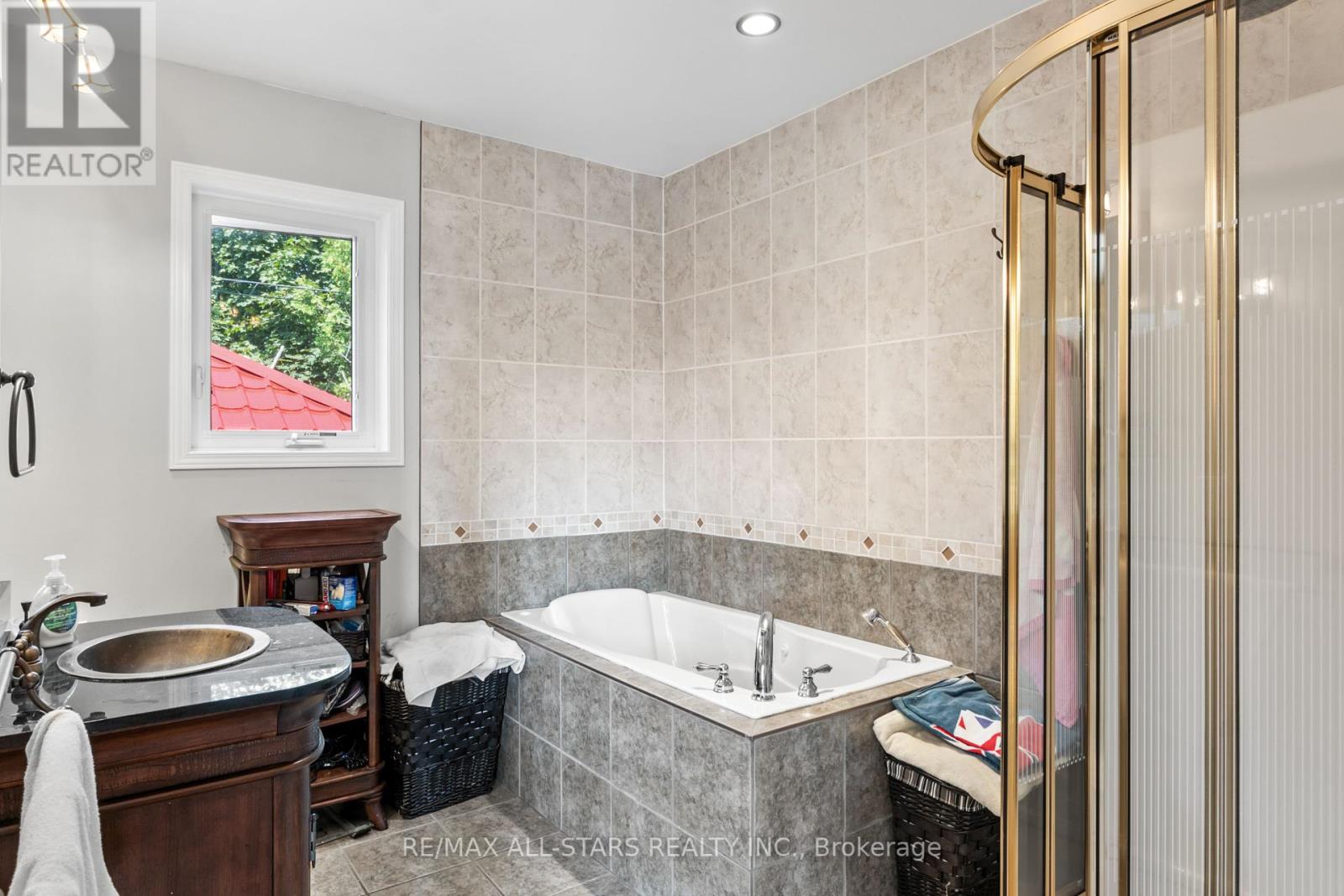 9 Briar Street, Kawartha Lakes, Ontario  K0M 1G0 - Photo 14 - X12323797